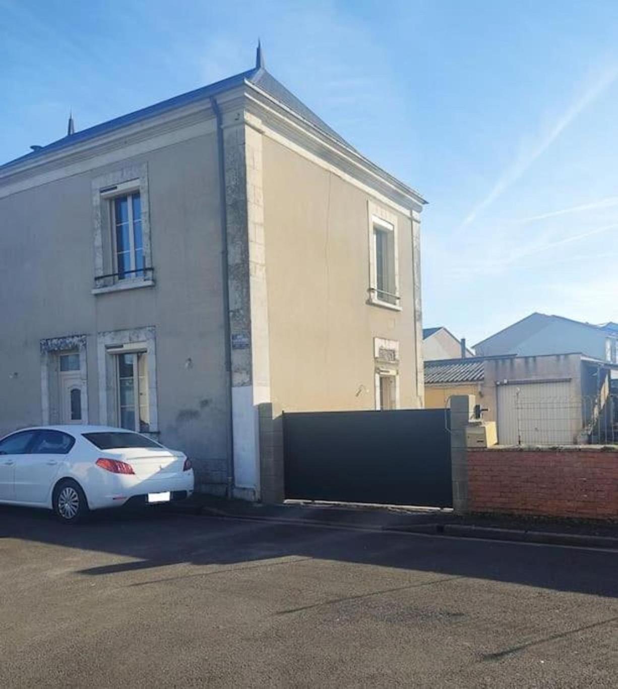 Apartamento Logis Douillet Plein Centre Du Village Aubigné-Racan